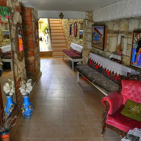 베디르한 코낙 오텔