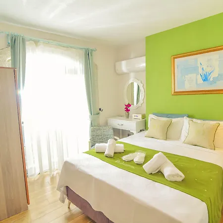 베디르한 코낙 오텔